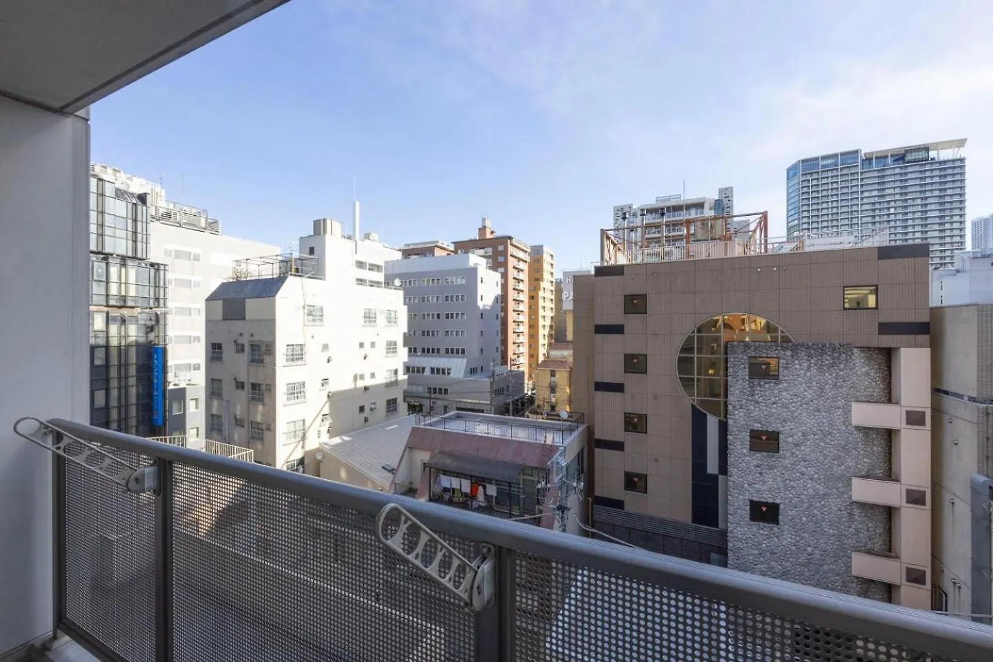 Puraz Tower Higashi-Shinjuku Apartment Tokyo