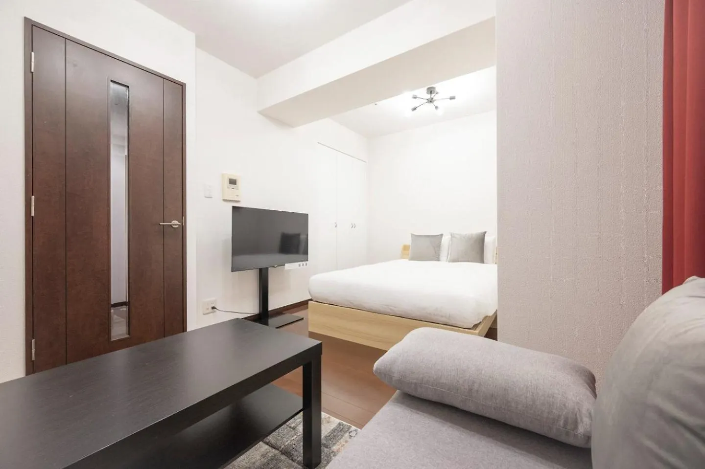 Puraz Tower Higashi-Shinjuku Apartment Tokyo