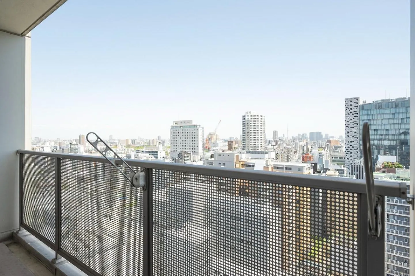 Puraz Tower Higashi-Shinjuku Apartment Tokyo